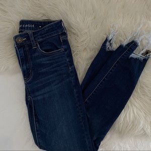 Dark wash skinny jean